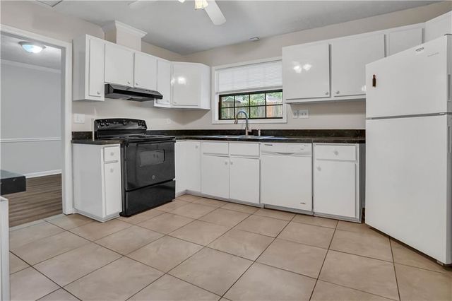 4960 Cold Springs Drive NW, Lilburn, GA 30047