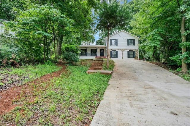 4960 Cold Springs Drive NW, Lilburn, GA 30047