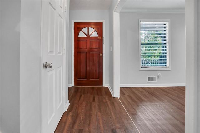 4960 Cold Springs Drive NW, Lilburn, GA 30047