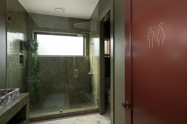 927 Curdwood Blvd, Nashville, TN 37216