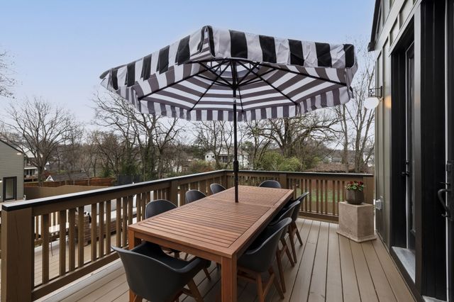 927 Curdwood Blvd, Nashville, TN 37216