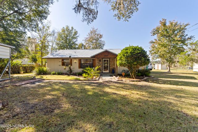 107 CHURCH LAKE Drive, Interlachen, FL 32148