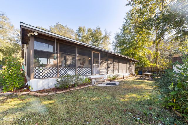 107 CHURCH LAKE Drive, Interlachen, FL 32148