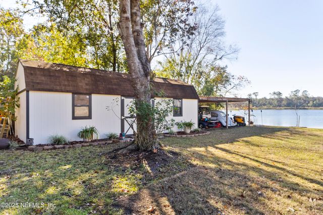 107 CHURCH LAKE Drive, Interlachen, FL 32148