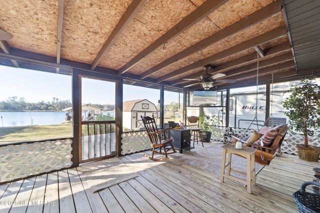 107 CHURCH LAKE Drive, Interlachen, FL 32148