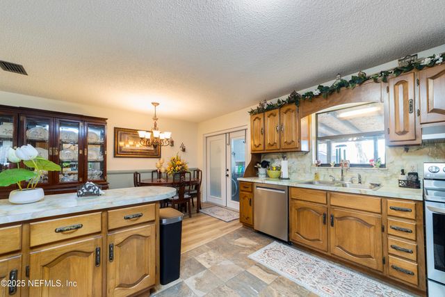 107 CHURCH LAKE Drive, Interlachen, FL 32148