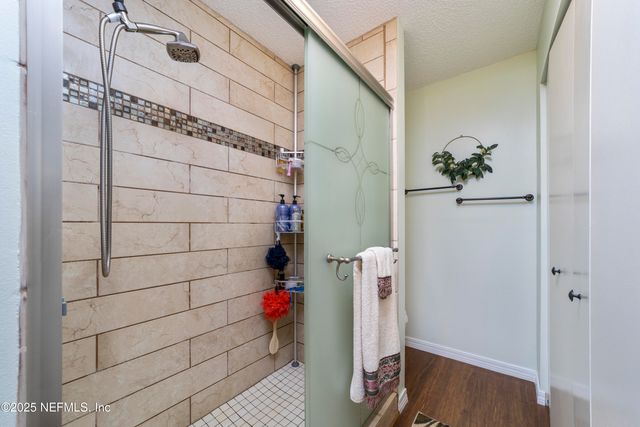 107 CHURCH LAKE Drive, Interlachen, FL 32148