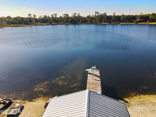 107 CHURCH LAKE Drive, Interlachen, FL 32148