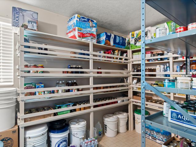 4043 S 5350 W, Hooper, UT 84315