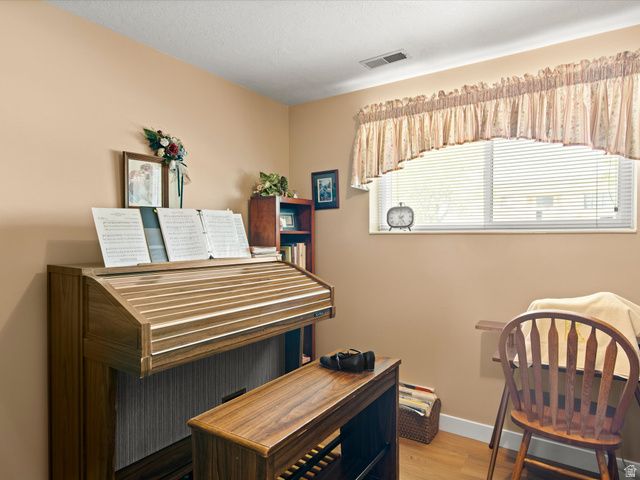 4043 S 5350 W, Hooper, UT 84315