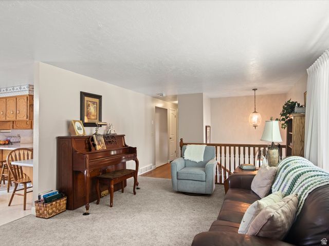 4043 S 5350 W, Hooper, UT 84315