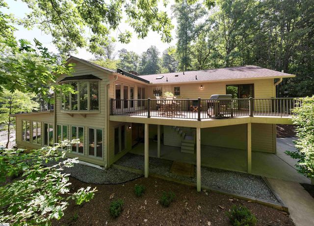 42 Foremast Drive, Salem, SC 29676