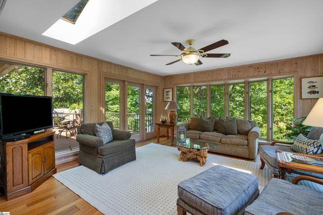 42 Foremast Drive, Salem, SC 29676