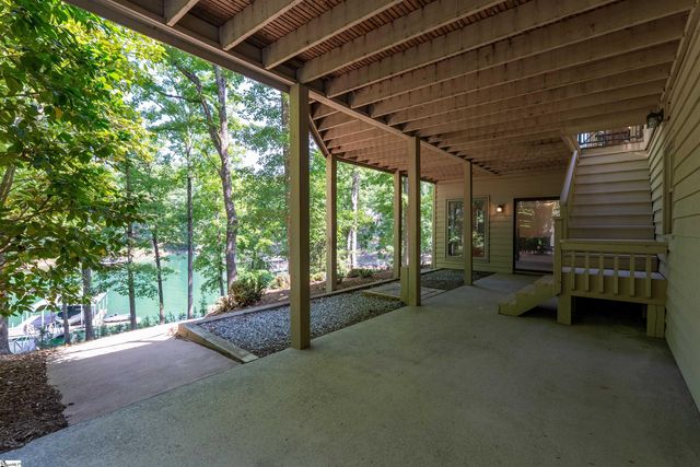 42 Foremast Drive, Salem, SC 29676