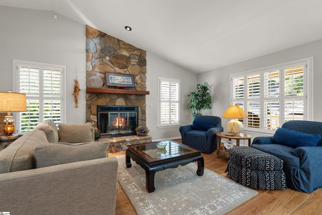 42 Foremast Drive, Salem, SC 29676