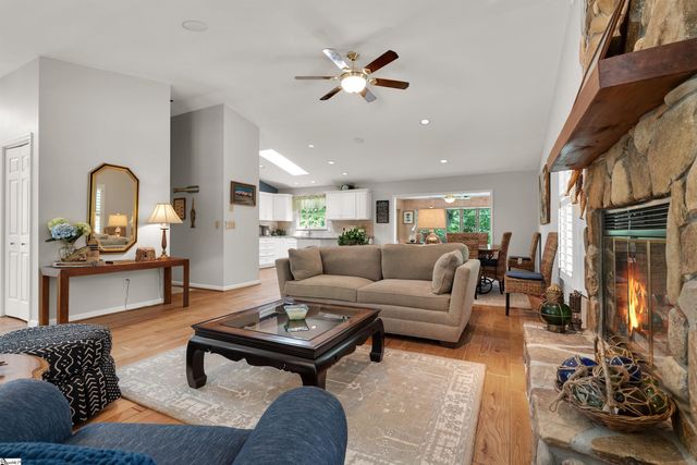 42 Foremast Drive, Salem, SC 29676