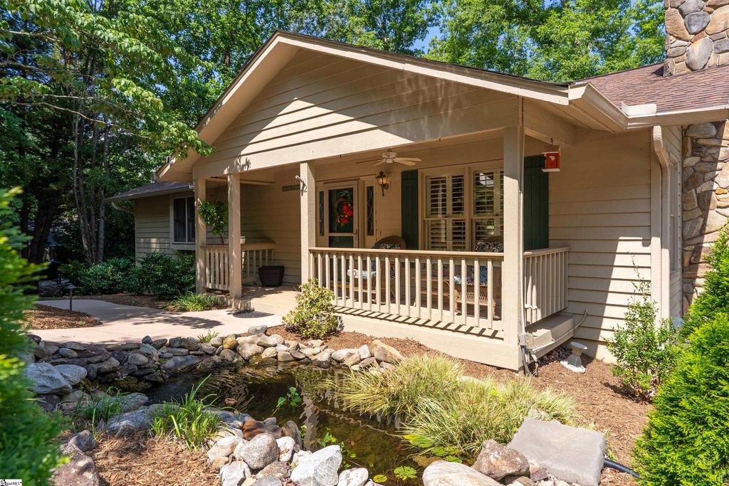 42 Foremast Drive, Salem, SC 29676