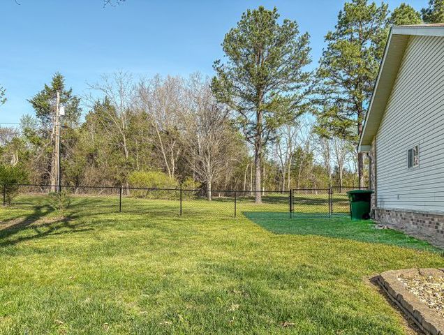 450 Crest Loop, Gassville, AR 72635