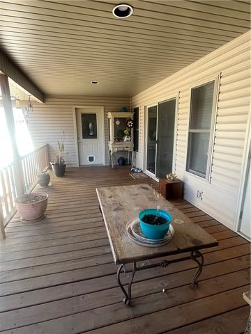 450 Crest Loop, Gassville, AR 72635