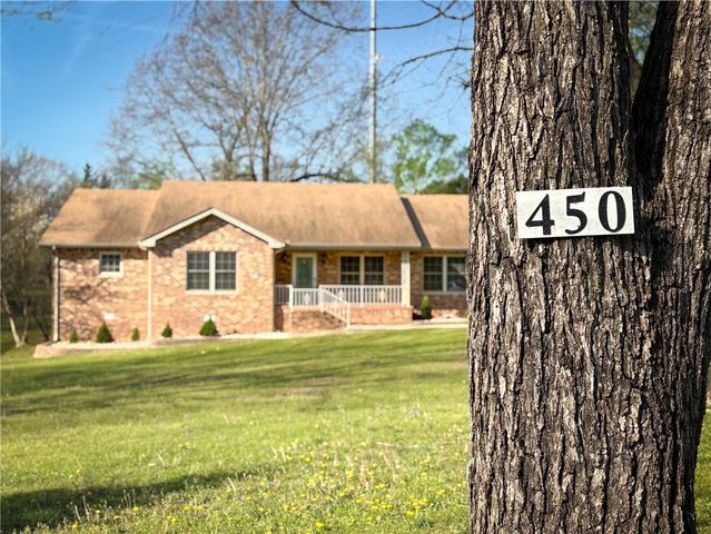 450 Crest Loop, Gassville, AR 72635