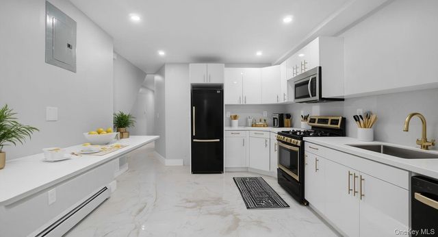 506 E 183rd Street, Bronx, NY 10458