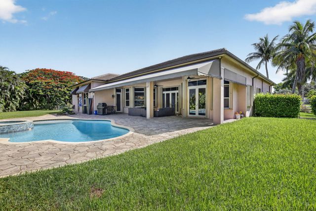 3143 SW 141st Terrace, Davie, FL 33330
