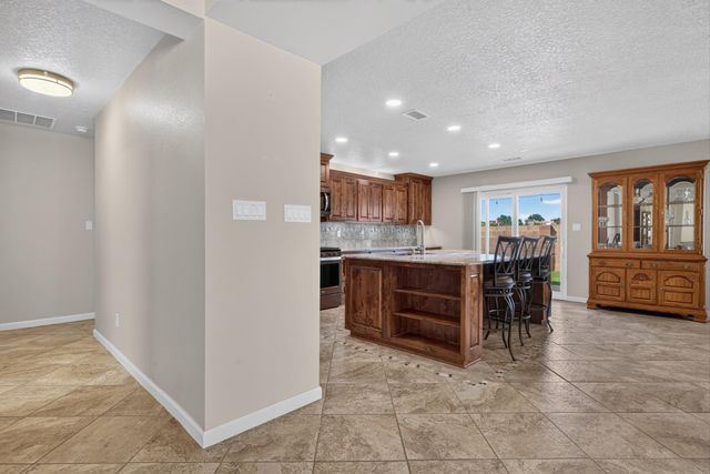6466 Hurley Court NE, Rio Rancho, NM 87144
