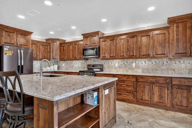6466 Hurley Court NE, Rio Rancho, NM 87144