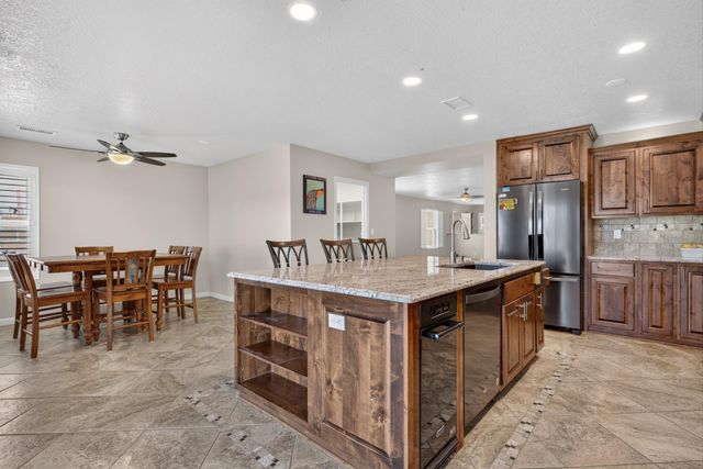 6466 Hurley Court NE, Rio Rancho, NM 87144