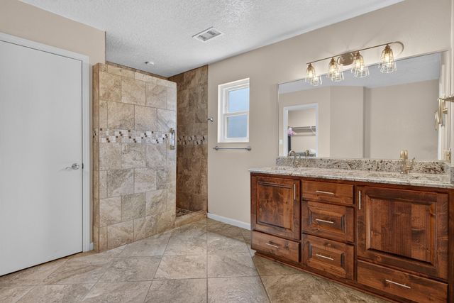 6466 Hurley Court NE, Rio Rancho, NM 87144