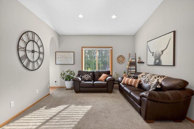 8018 Aquarius Drive, Fargo, ND 58104