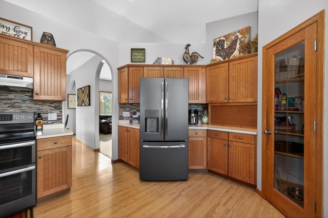 8018 Aquarius Drive, Fargo, ND 58104