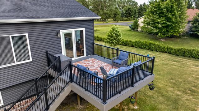 8018 Aquarius Drive, Fargo, ND 58104