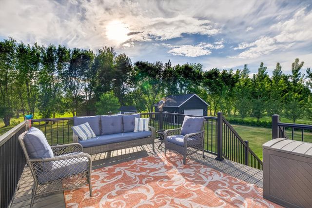 8018 Aquarius Drive, Fargo, ND 58104