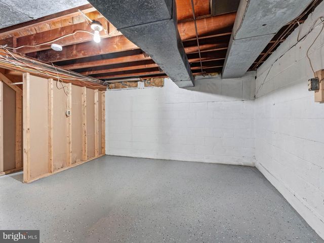 223 N CROPWELL RD, Marlton, NJ 08053