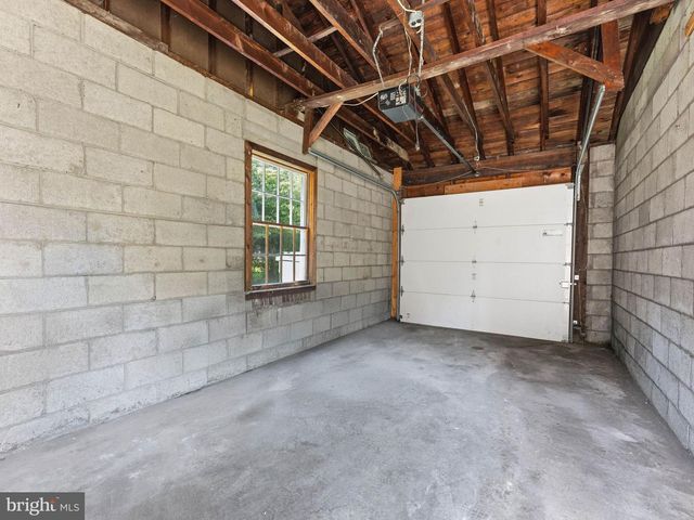 223 N CROPWELL RD, Marlton, NJ 08053