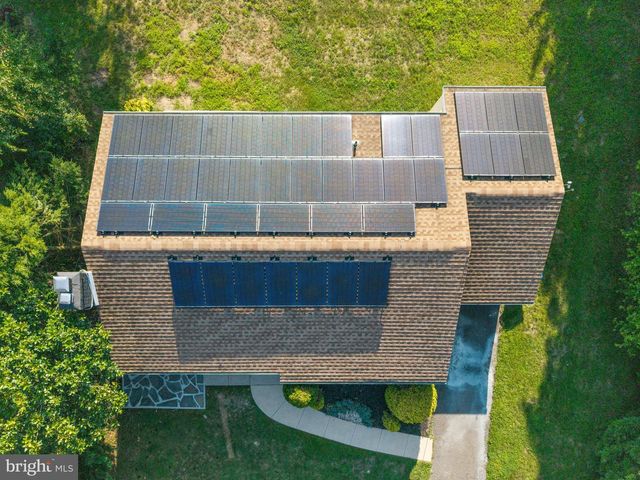 223 N CROPWELL RD, Marlton, NJ 08053