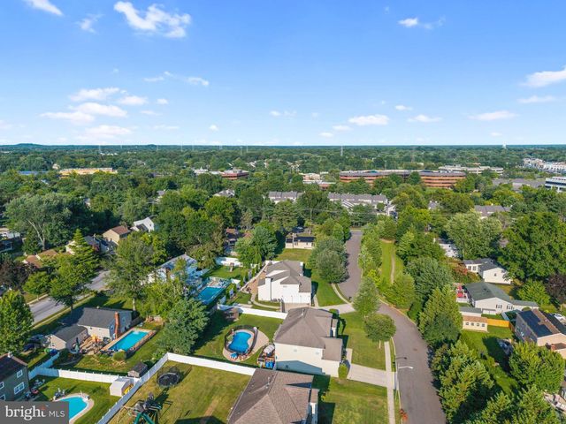 223 N CROPWELL RD, Marlton, NJ 08053