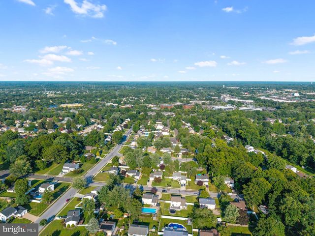 223 N CROPWELL RD, Marlton, NJ 08053