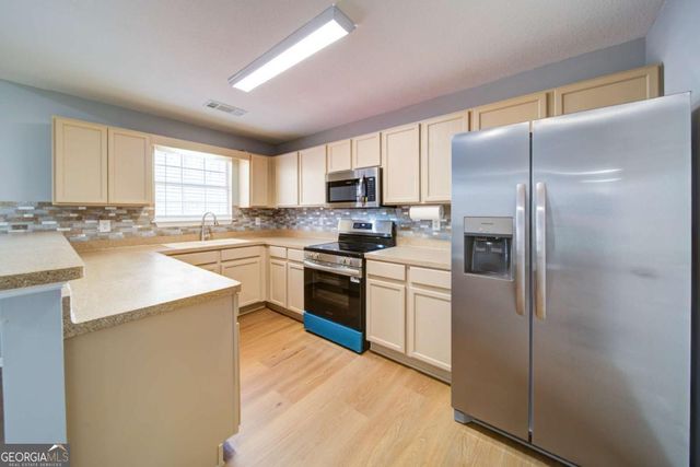 7795 Wilkinson Drive, Gainesville, GA 30506