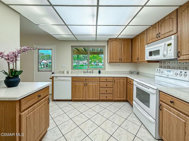 16181 Village 16, Camarillo, CA 93012