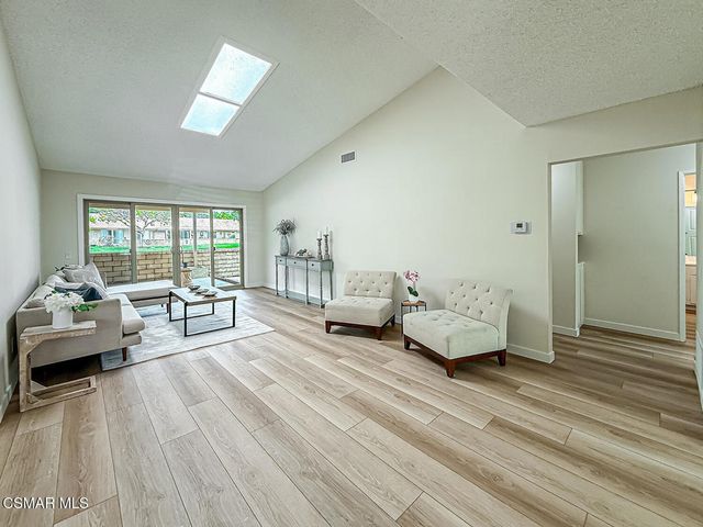 16181 Village 16, Camarillo, CA 93012