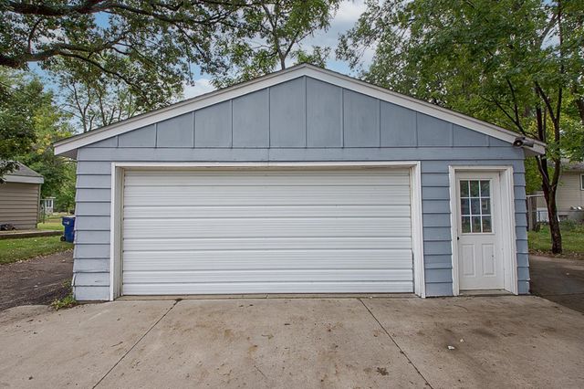 525 4th Avenue NE, Saint Cloud, MN 56304