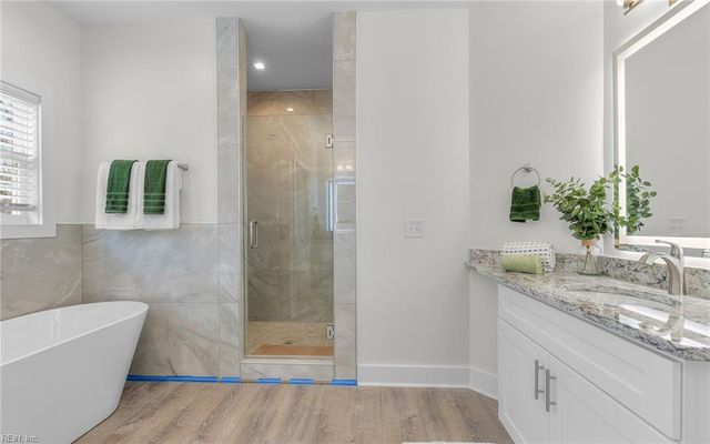 1146 Lindale DR, Chesapeake, VA 23320