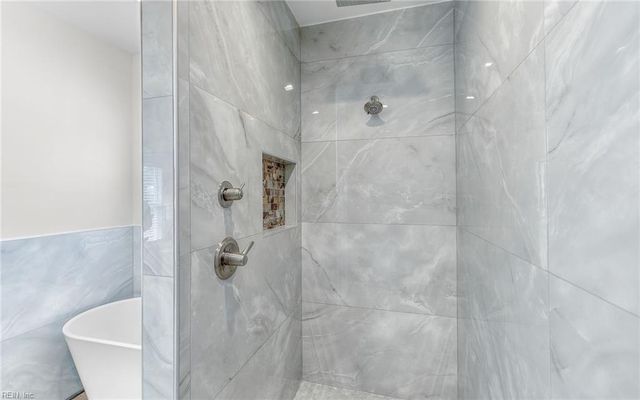 1146 Lindale DR, Chesapeake, VA 23320