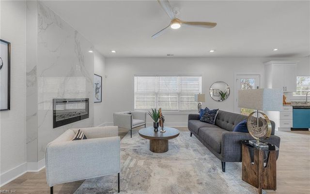 1146 Lindale DR, Chesapeake, VA 23320