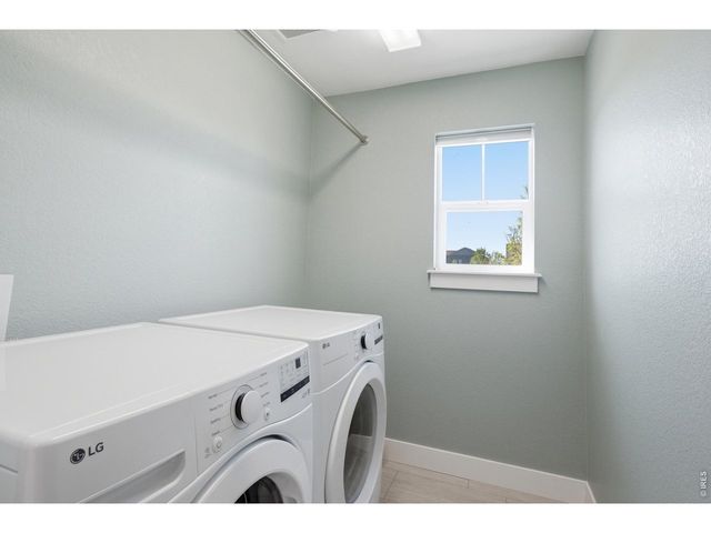 5814 Northern Lights Dr, Fort Collins, CO 80528