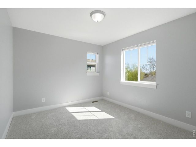 5814 Northern Lights Dr, Fort Collins, CO 80528