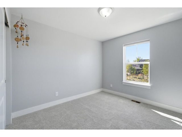 5814 Northern Lights Dr, Fort Collins, CO 80528