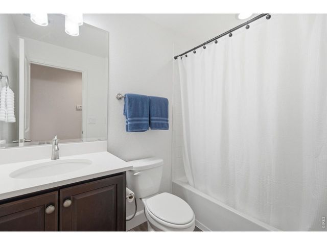 5814 Northern Lights Dr, Fort Collins, CO 80528